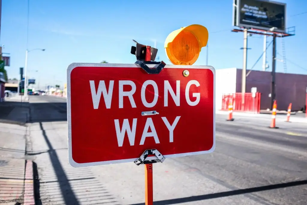 panneau-wrong-way
